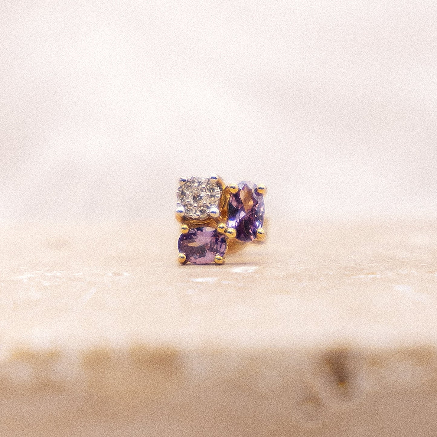 Ohrringe 375/- Gold Rhodiniert 0,8cm Amethyst