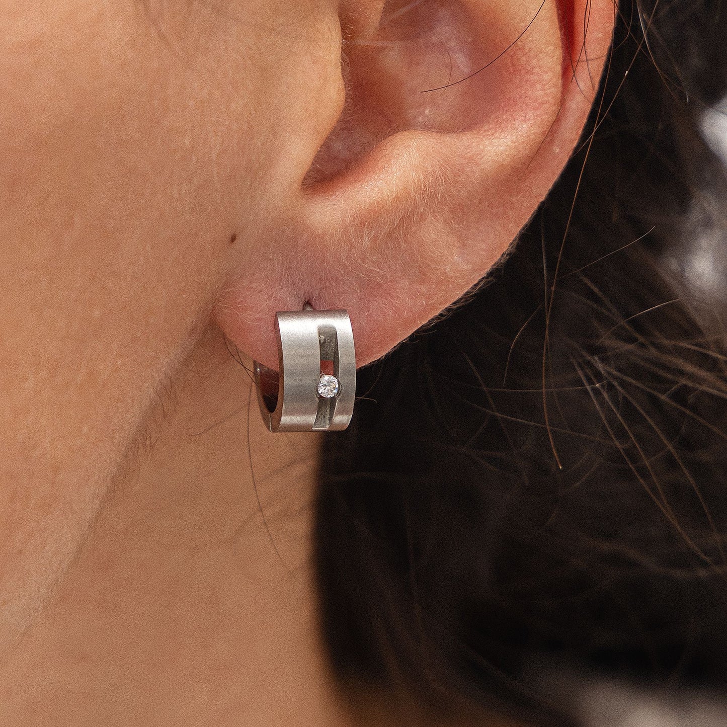Ohrringe Edelstahl 0,7cm Zirkonia