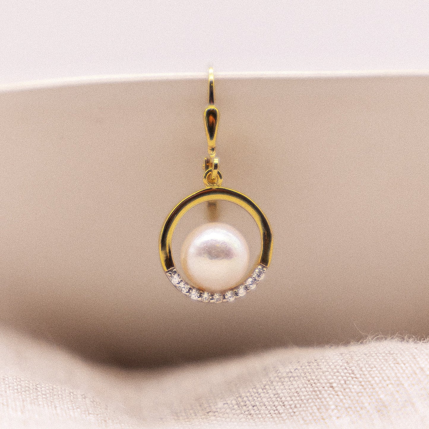 Ohrringe 375/- Gold rhodiniert (teil) 2,9cm Zirkonia