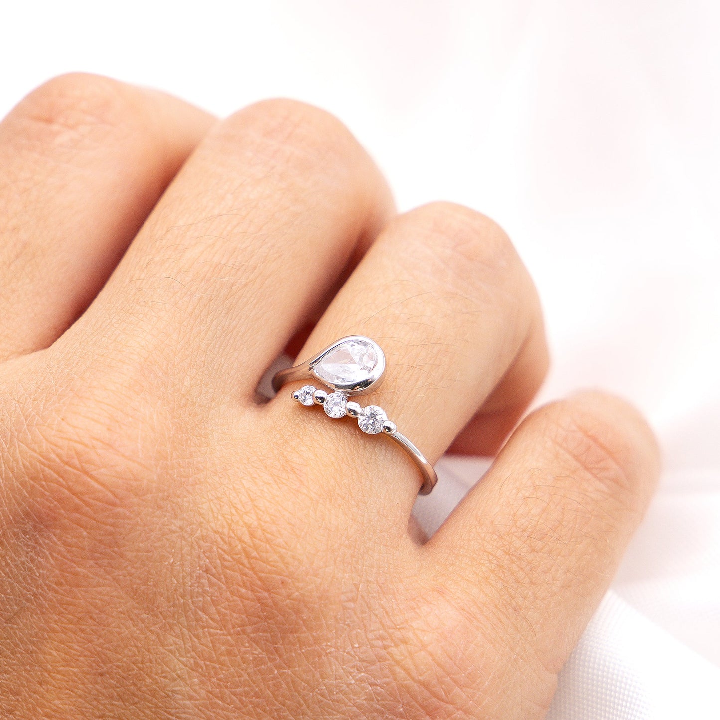 Ring 925/- Sterling Silber rhodiniert Zirkonia