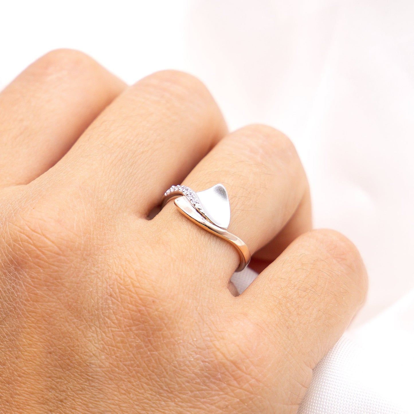 Ring 925/- Sterling Silber rhodiniert (teil) Zirkonia