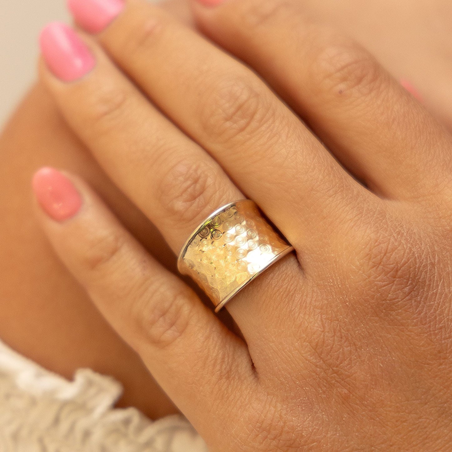 Ring 333/- Gold rhodiniert (teil) ohne