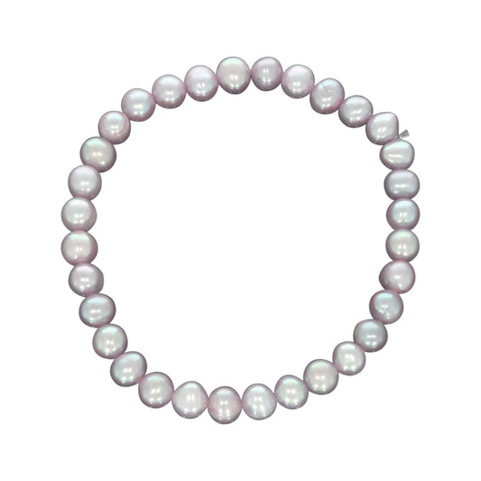 Stretch Armband Süßwasserzuchtperlen lavendel 6mm. Perlenarmband mit 18cm Länge.