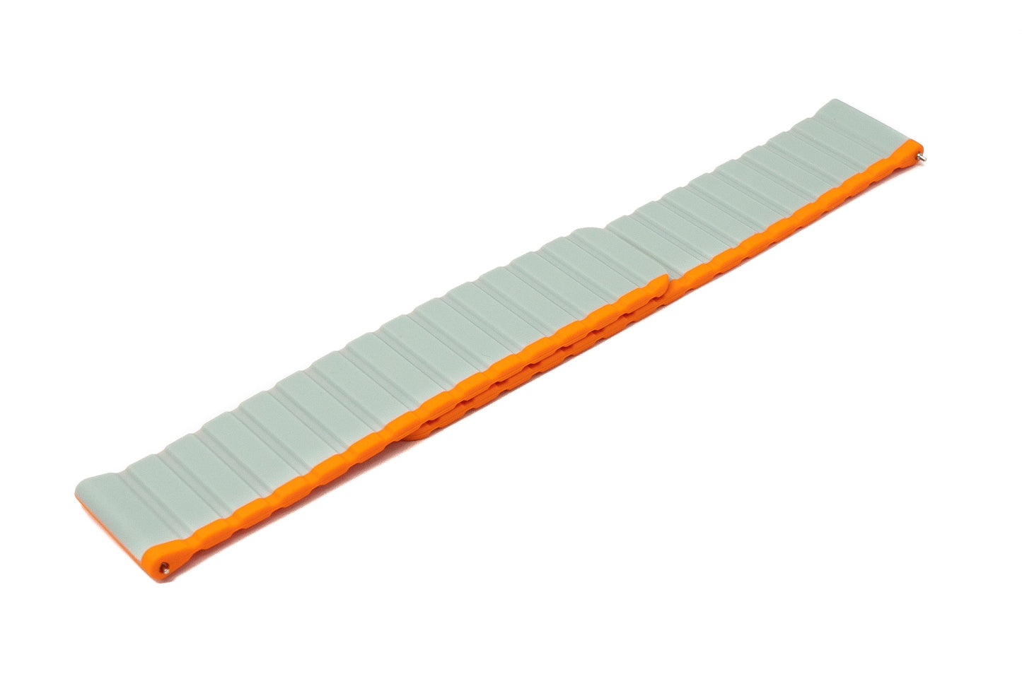 SYSTEM-S Armband 22 mm aus Silikon magnetisch für Samsung Galaxy Watch 5 4 in Orange