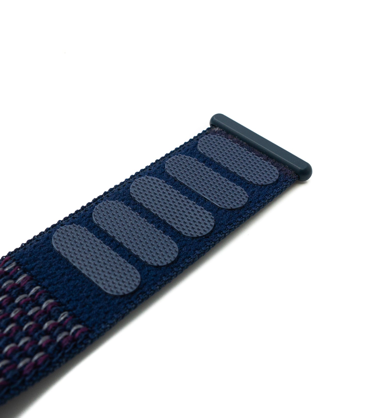 SYSTEM-S Armband 22 mm aus Nylon für Fitbit Versa 2 1 Lite Smartwatch in Blau