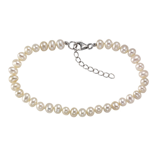 Armband 925 Silber rhodiniert aus Süßwasserzuchtperlen mit 4,5-5mm Durchmesser. Das Perlenarmband hat eine Länge von 19+3cm.