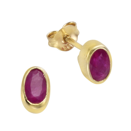 Ohrstecker aus 375/- Gelbgold mit je einem Rubin und 0,7cm Länge