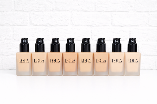 LOLA MAKE UP