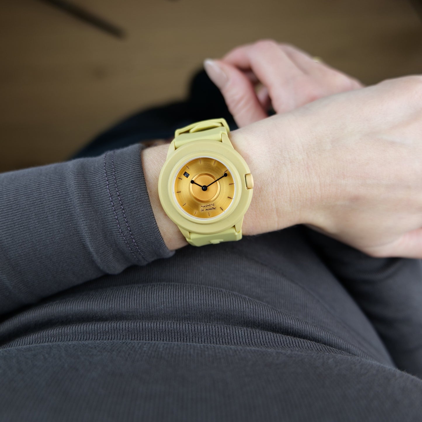 La Montre Yellow